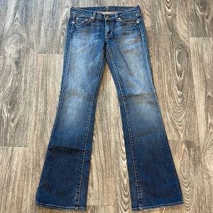 💙EUC! 7 For All Mankind Bootcut Jeans - 27💙